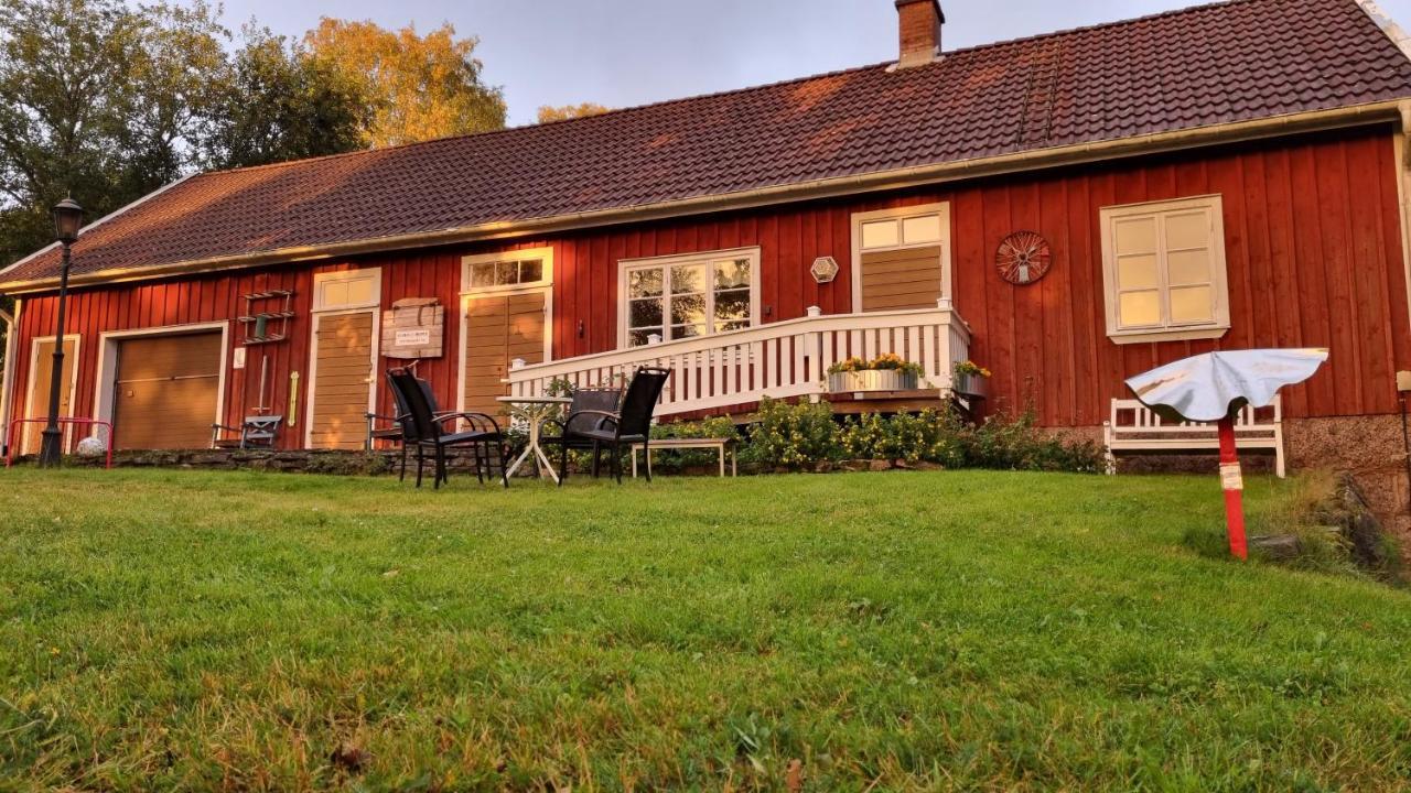 Fageredsgarden Apartment Уларед Екстериор снимка